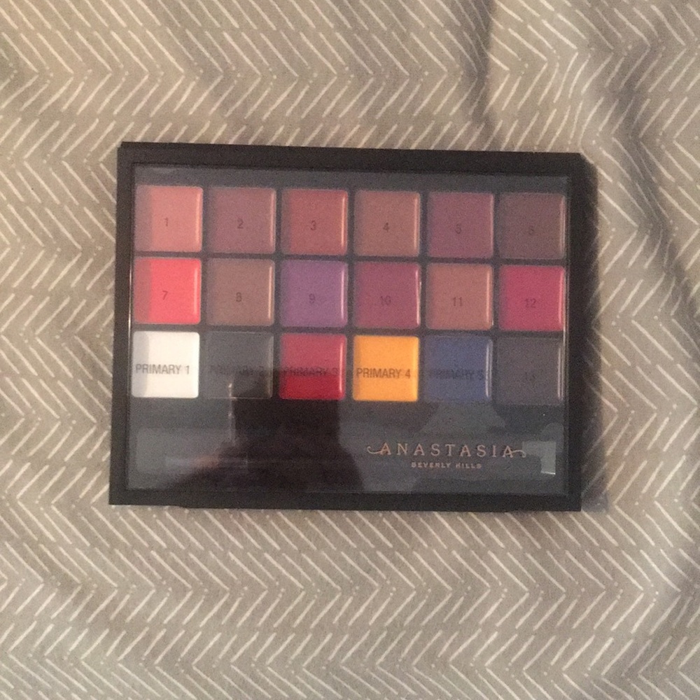 ABH Lipstick Palette NEW